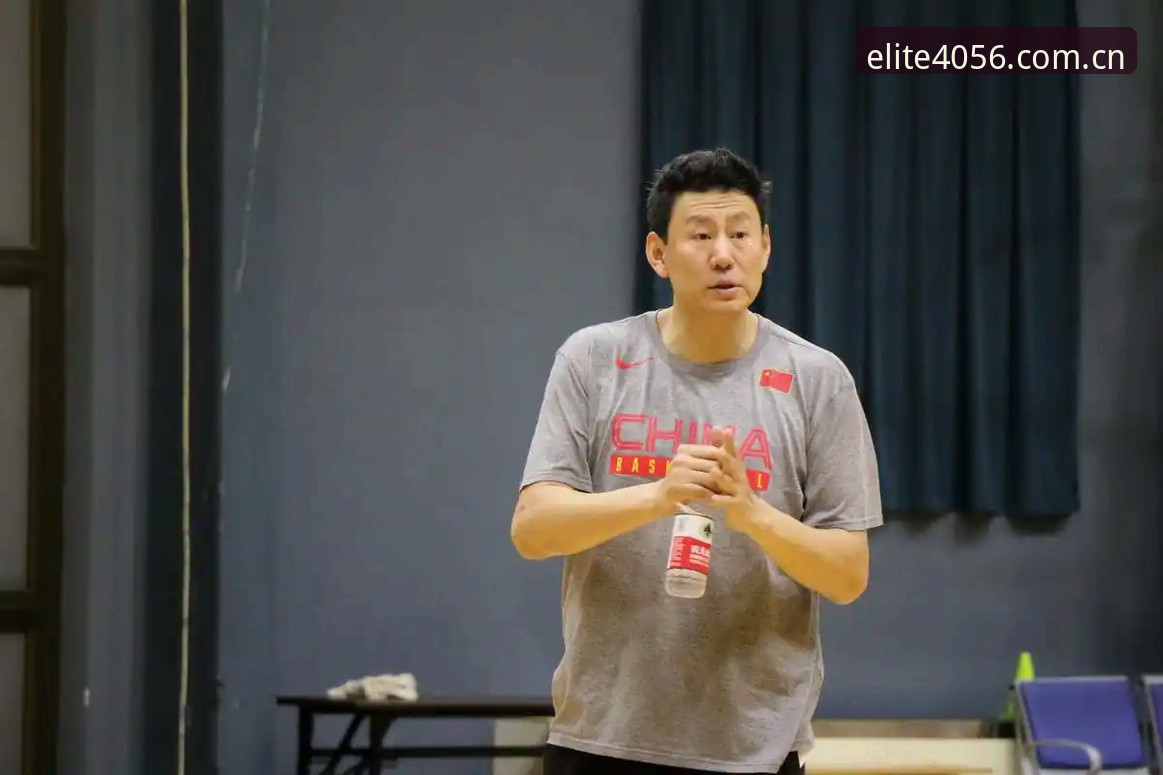 李楠接手北京男篮，这事儿真行家早就看明白了